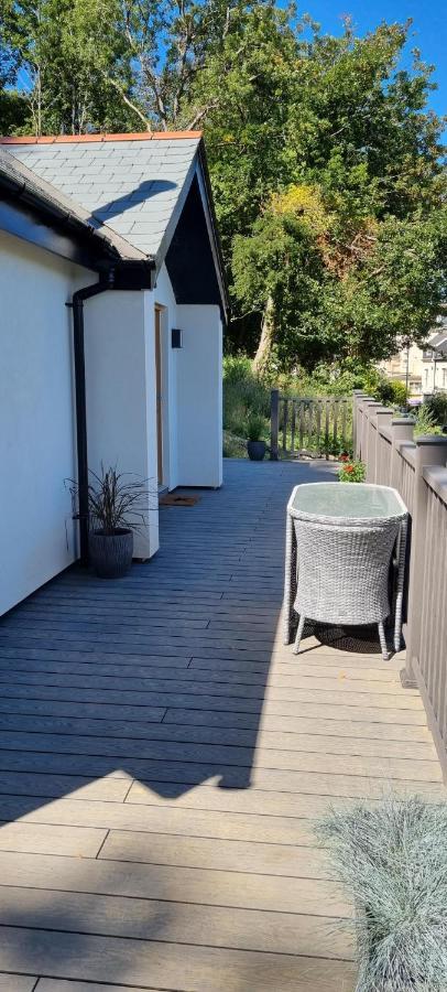 The Brookhouse. Cheerful Tiny House With Seaview. Villa Ilfracombe Bagian luar foto